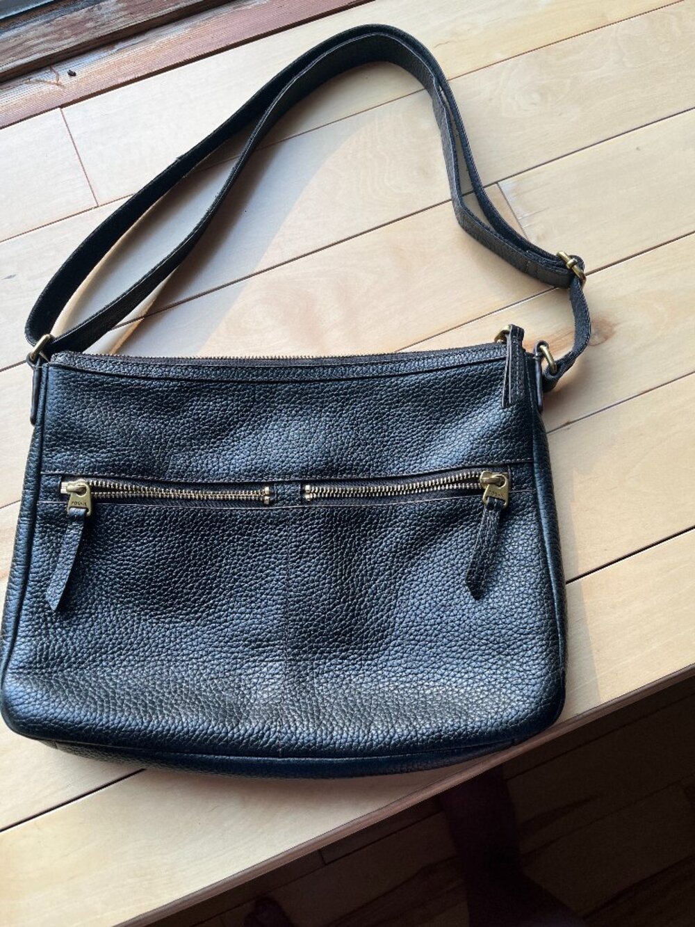 Fossil Black crossover purse